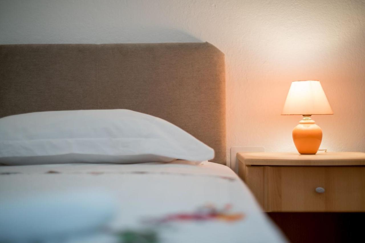 Apartment Anteo Free Parking Split Buitenkant foto