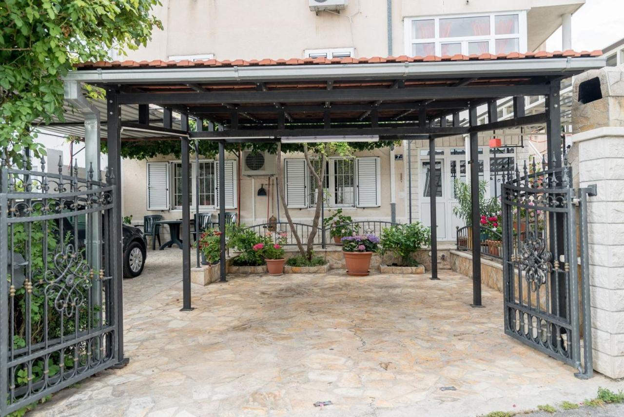 Apartment Anteo Free Parking Split Buitenkant foto