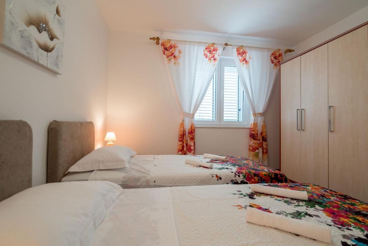 Apartment Anteo Free Parking Split Buitenkant foto