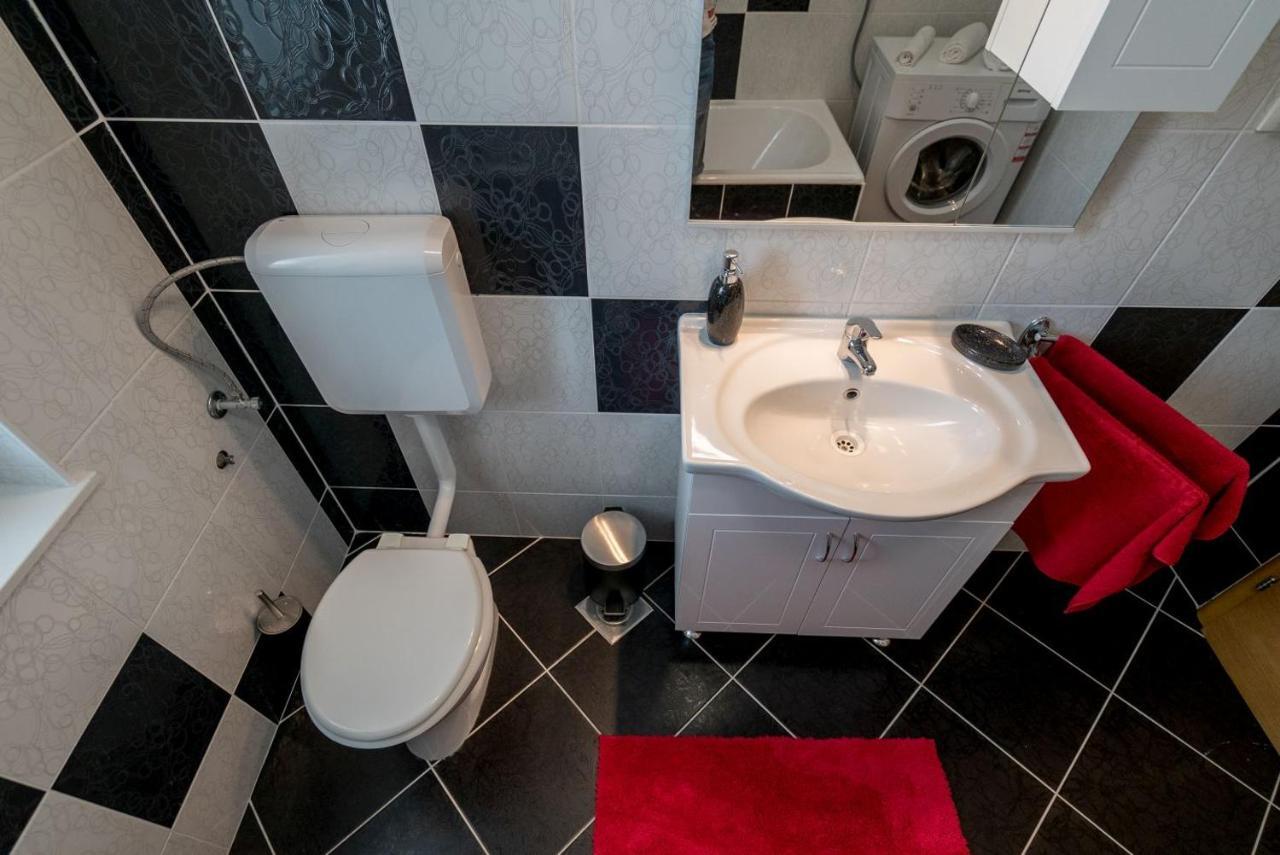 Apartment Anteo Free Parking Split Buitenkant foto